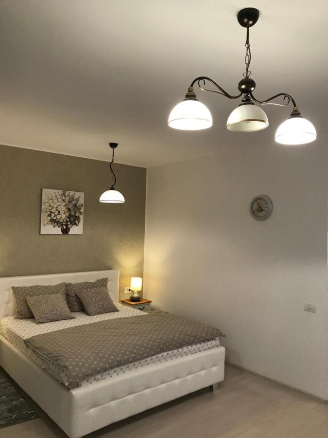 White Season Residence Brasov Bagian luar foto